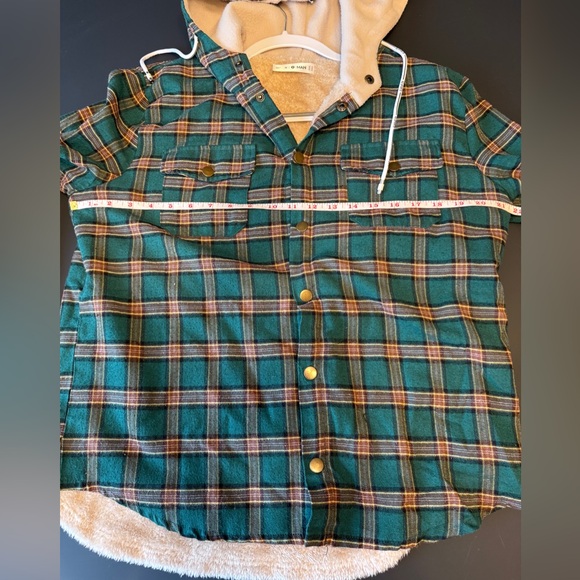 Plaid Fleece-lined Kids Hooded Jacket / Shacket - Picture 10 of 11